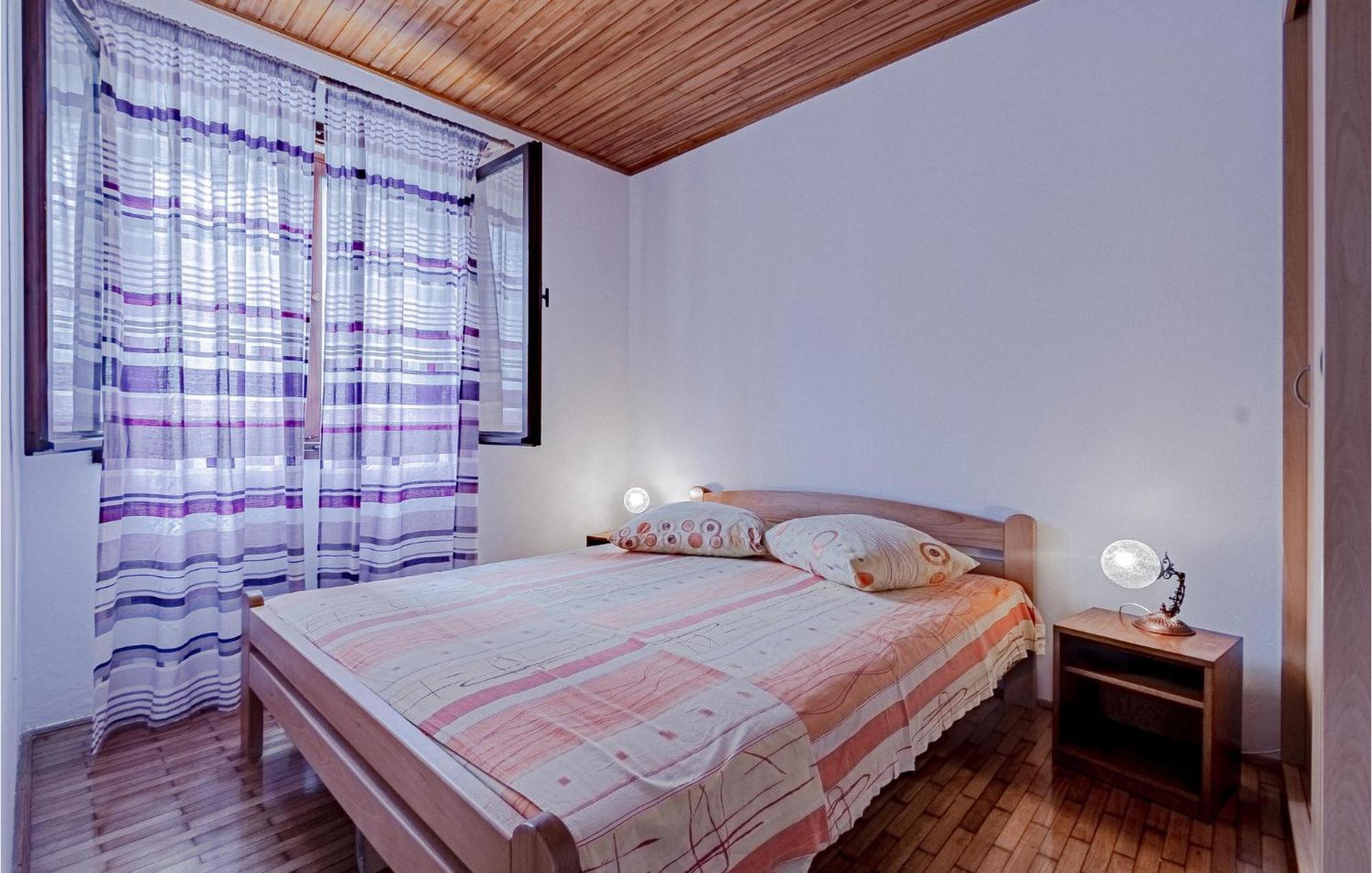 Beautiful Home In Prizba With Kitchen Экстерьер фото