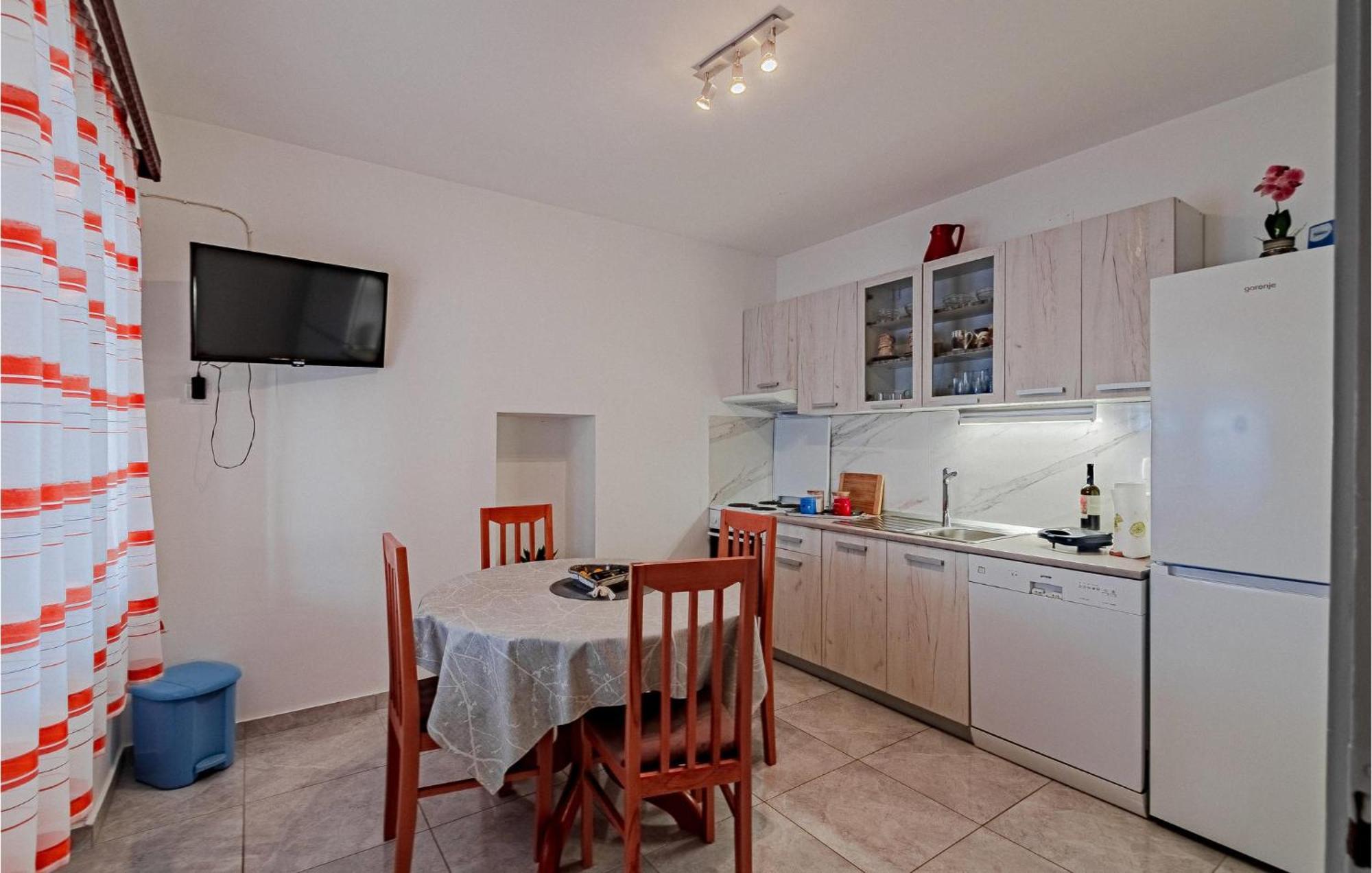 Beautiful Home In Prizba With Kitchen Экстерьер фото